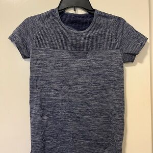 Blue Heathered Short Sleeve Top